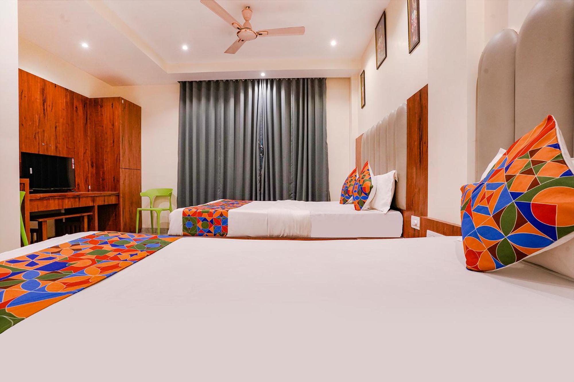 Fabexpress Utsav Residency - Nr Panvel Hotel Jāmb Екстериор снимка