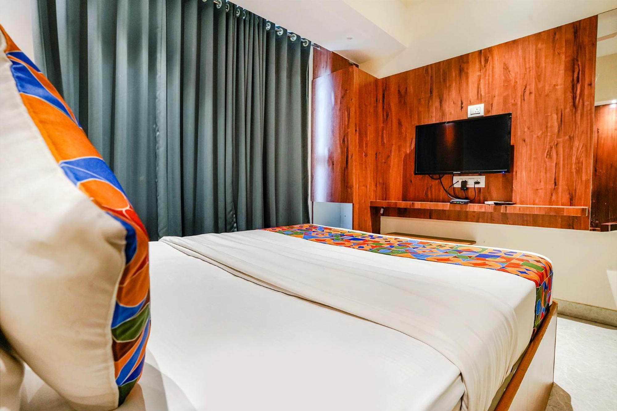 Fabexpress Utsav Residency - Nr Panvel Hotel Jāmb Екстериор снимка