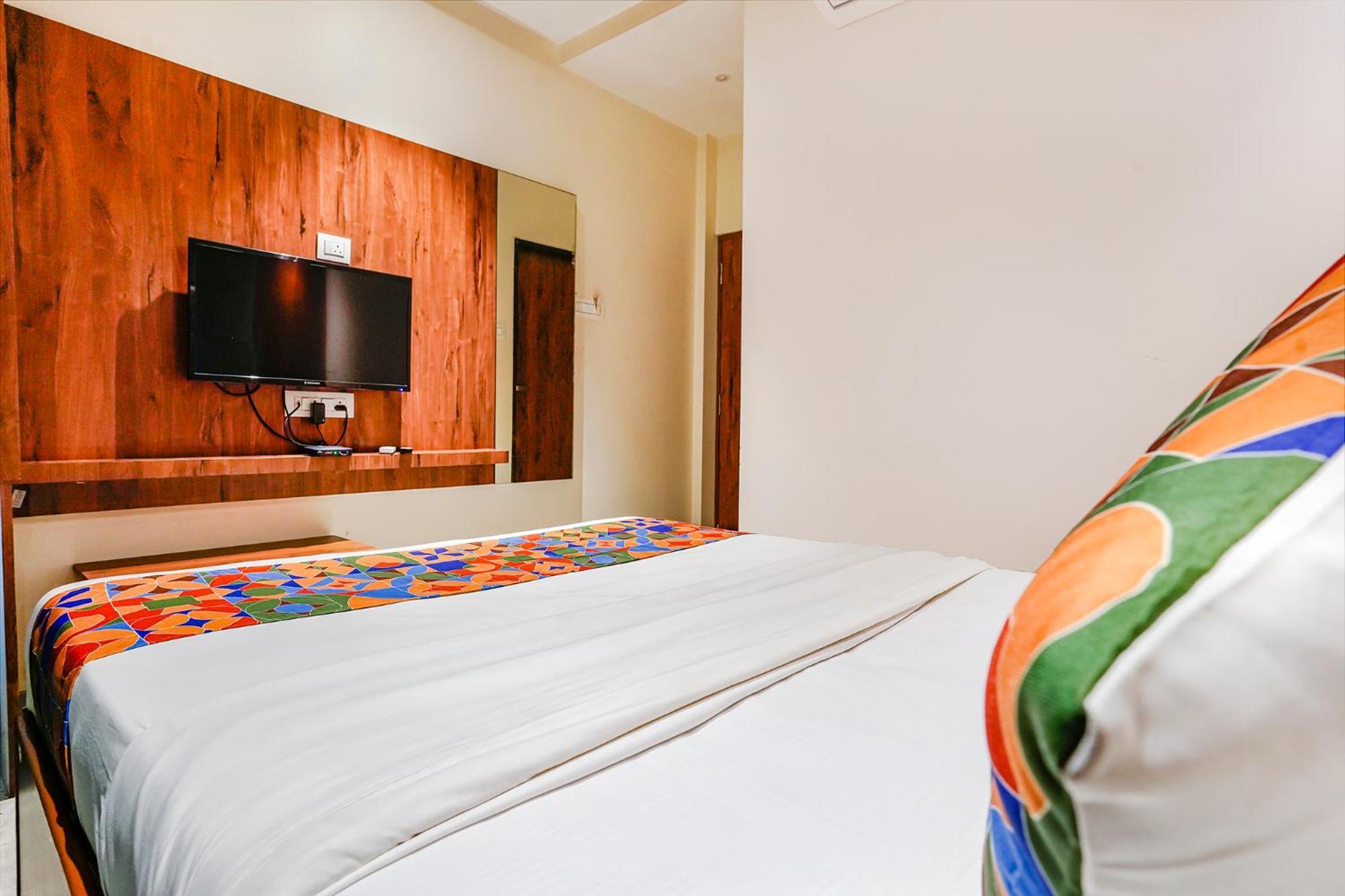 Fabexpress Utsav Residency - Nr Panvel Hotel Jāmb Екстериор снимка