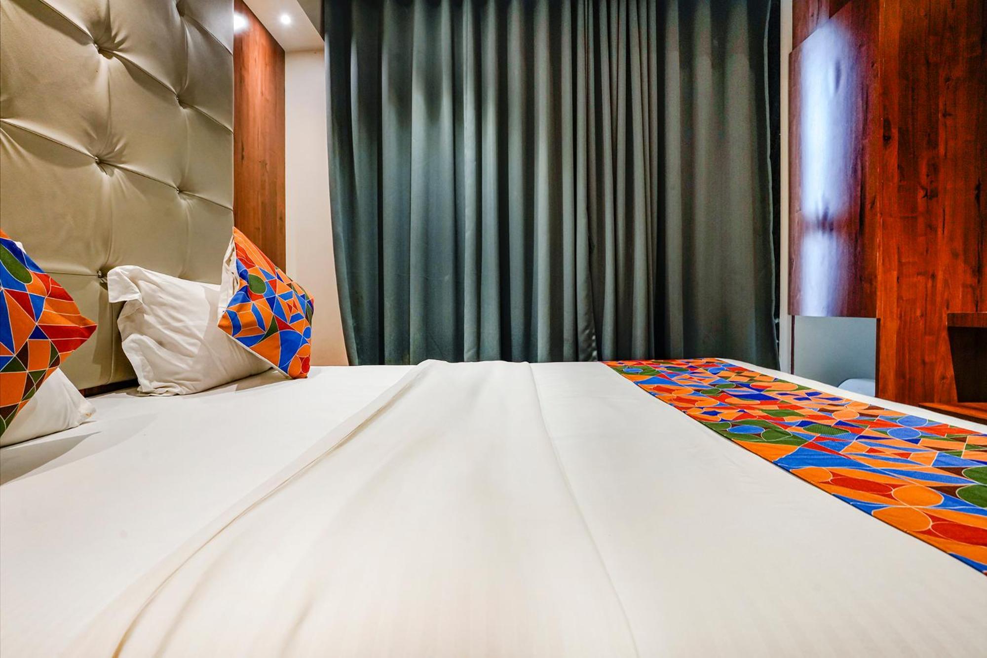 Fabexpress Utsav Residency - Nr Panvel Hotel Jāmb Екстериор снимка